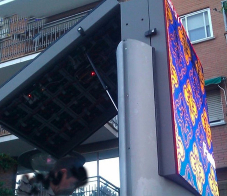 P8RGB Front Opening Outdoor LED Screen Two / Single Side Showing