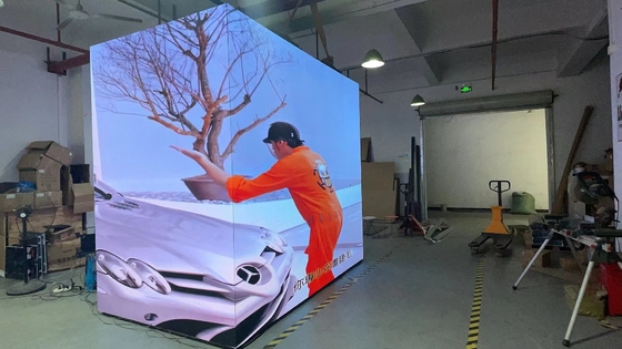 4 Sides P2.5 Corner LED Video Wall , Indoor Advertising LED Display