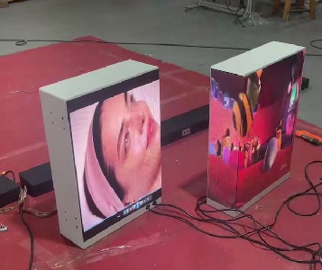 Showcase Advertising P2RGB Coner Display Indoor LED Video Wall With Video Processor