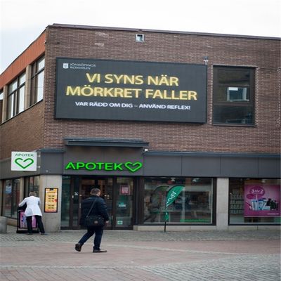 1024x1024mm Led Video Display Board P8 / P10 Fixed Installation for outdoor