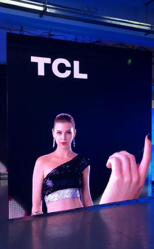 Large Viewing Angle P3.91 Indoor Rental LED Screen With Hanging Installation